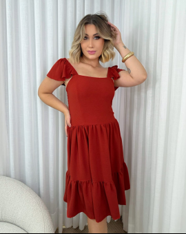 Vestido Curto com Decote Quadrado Vermelho