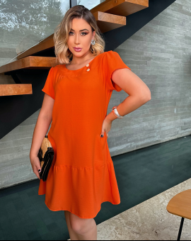 Vestido Curto Soltinho com Gola Canoa