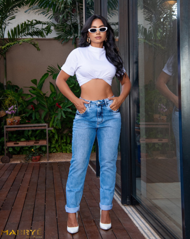 calca-jeans-mom-feminina-sky-clean-atacado-rua-44-goiania 