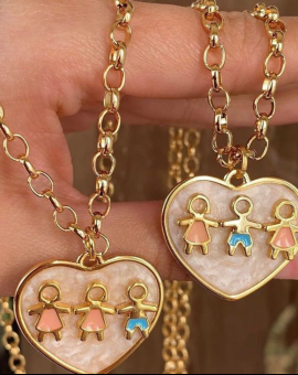 Colar com Corrente Filhos Folheado a Ouro