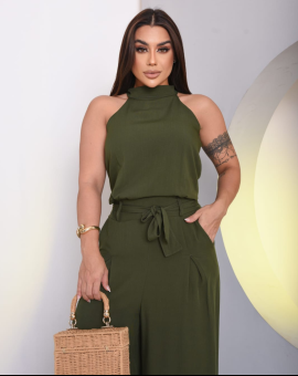 Conjunto Feminino Cropped Gola Alta e Saia