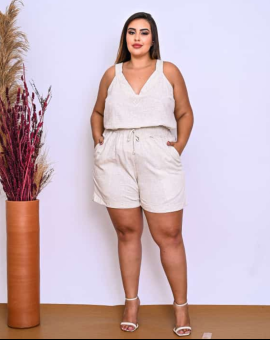Conjunto Plus Size de Linho Blusa e Short
