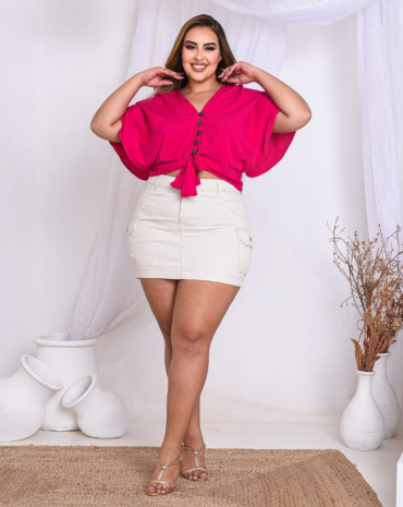 conjunto-plus-size-saia-curta-e-blusa-manga-morcego-atacado-rua-44-goiania 