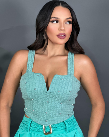 cropped-com-decote-v-de-alcinha-atacado-rua-44-goiania 