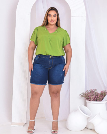 short-plus-size-meia-coxa-borda-desfiada-atacado-rua-44-goiania 