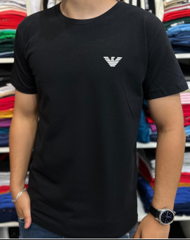 T-Shirt Preta Básica Masculina Malha Peruana