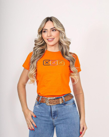 camiseta-feminina-txt-gola-redonda-atacado-rua-44-goiania 