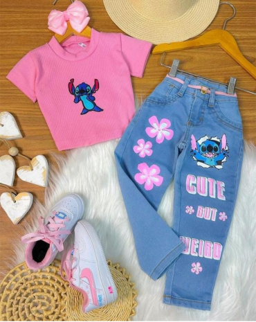 conjunto-de-menina-com-estampa-de-personagem-atacado-rua-44-goiania 