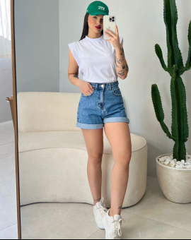 Regata Branca Básica de Algodão