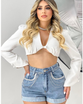 Short Jeans com a borda Dobrada com Strass