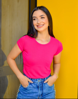 T-Shirt Básica de Menina Rosa