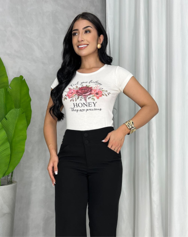 t-shirt-basica-preta-feminina-baby-look-atacado-rua-44-goiania-2 