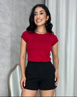 T-Shirt Feminina Vermelha Lisa Gola Redonda