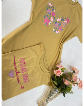 T-Shirt Premium de Algodão com Estampa