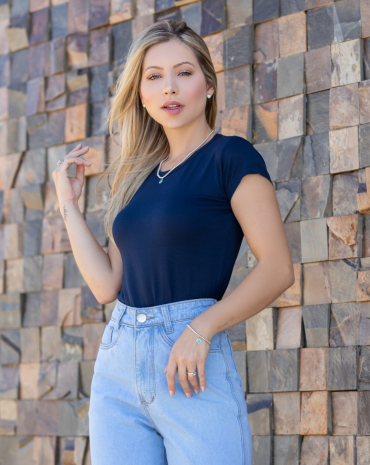 t-shirt-tecido-leve-feminina-lisa-atacado-rua-44-goiania 