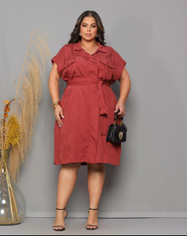 Vestido Curto Plus Size Transpassado Liso