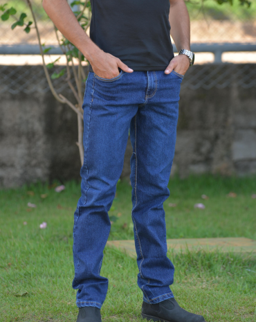calca-jeans-masculina-basica-reta-atacado-rua-44-goiania 
