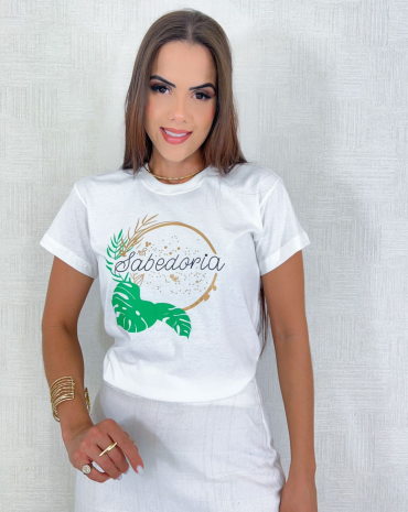 camiseta-branca-feminina-para-ano-novo-estampada-atacado-rua-44-goiania 