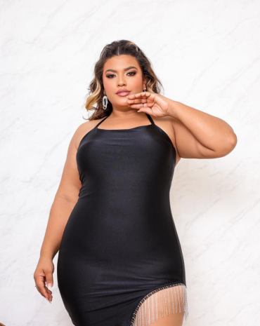 vestido-plus-size-curto-de-alcinha-preto-atacado-rua-44-goiania 