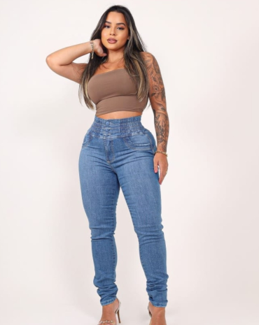 calca-jeans-feminina-cos-alto-com-elastico-atacado-rua-44-goiania 
