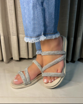 Sandália Rasteira de Luxo com Brilho