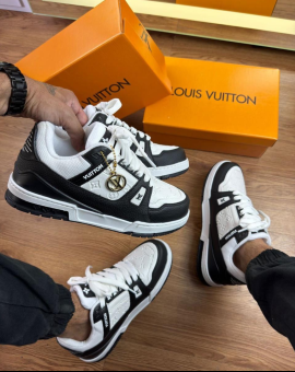 Tênis Casual Branco e Preto Confortável