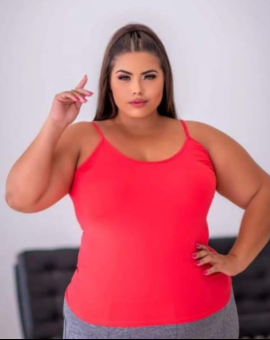 Blusa Plus Size Básica com Alcinhas