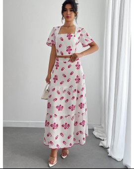 Conjunto Feminino Saia Longa e Cropped Estampado