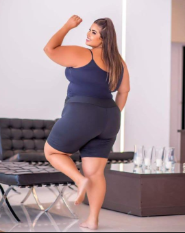 Short Plus Size de Compressão Preto