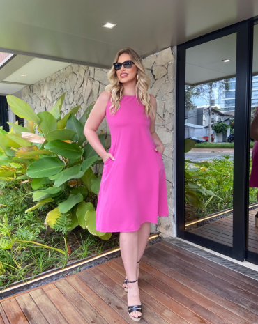 vestido-curto-rodado-liso-atacado-rua-44-goiania 
