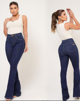 Calça Flare Feminina com Lavagem Escura