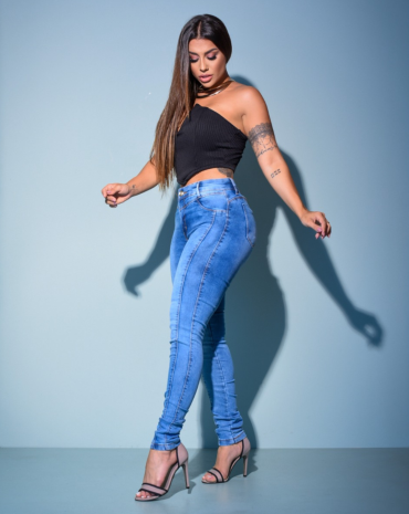 calca-jeans-feminina-sky-clean-atacado-rua-44-goiania 