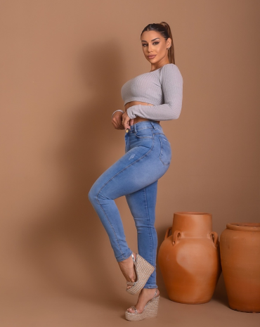 calca-jeans-sky-clean-feminina-atacado-rua-44-goiania 