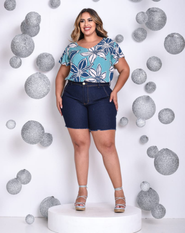 short-jeans-plus-size-lavagem-escura-atacado-rua-44-goiania 