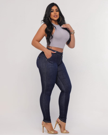 calca-feminina-com-bolso-lavagem-escura-atacado-rua-44-goiania 