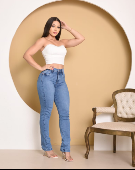 Calça Jeans Sky Clean Feminina Corte Reto