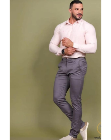 calca-masculina-reta-em-alfaiataria-atacado-rua-44-goiania 