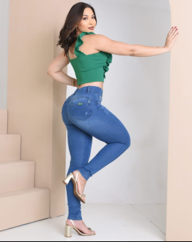 Calça Skinny Cintura Alta Lavagem Clara