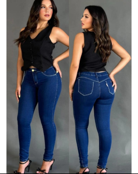 Calça Skinny Feminina com Bolsos