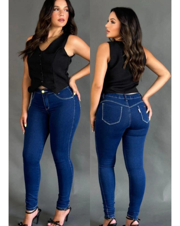 calca-skinny-feminina-com-bolsos-atacado-rua-44-goiania 