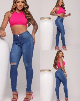 Calça Jeans Feminina com Destroyed