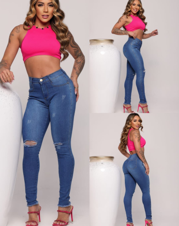 calca-jeans-feminina-com-destroyed-2-atacado-rua-44-goiania 