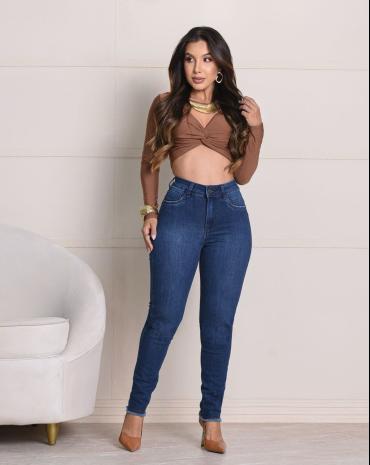 calca-jeans-feminina-com-elastano-barrinha-desfiada-atacado-44-goiania 