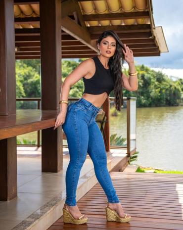 calca-jeans-skinny-tradicional-feminina-atacado-rua-44-goiania 
