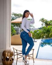 Calça Skinny Feminina Jeans Premium Bordado na Barra Atacado 44 Goiânia