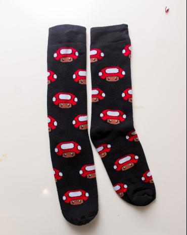 meia-adulto-cano-alto-de-personagens-atacado-rua-44-goiania 