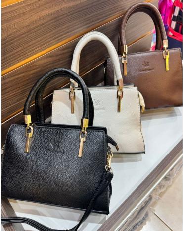 bolsa-feminina-de-couro-alca-tiracolo-atacado-rua-44-goiania 