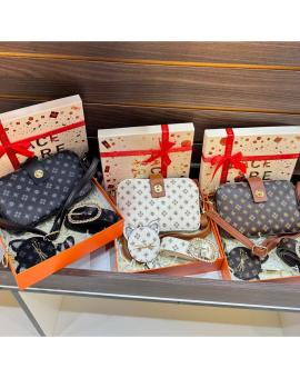 Kit de Bolsa com Cinto e Chaveiro