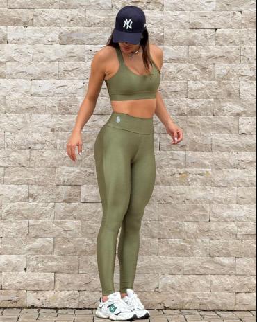 roupa-de-malhar-feminina-calca-e-top-atacado-rua-44-goiania 