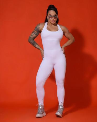 macacao-de-academia-feminino-branco-atacado-rua-44-goiania 